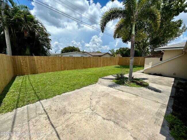 Building Photo - 4036 Knight Ave