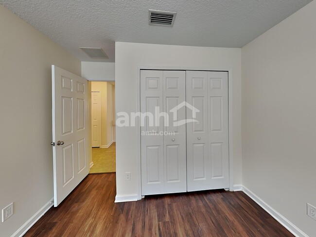 Building Photo - 468 Casa Sevilla Ave