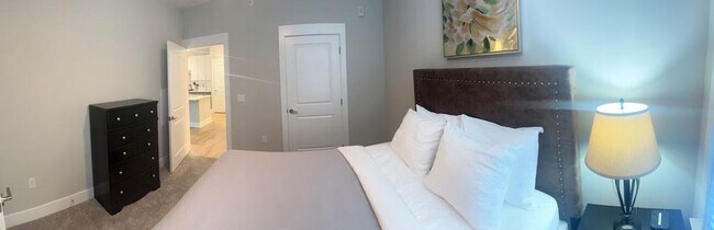 Building Photo - 5839 Ardrey Kell Rd