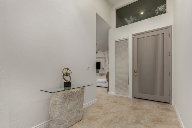 Building Photo - 6711 E Camelback Rd