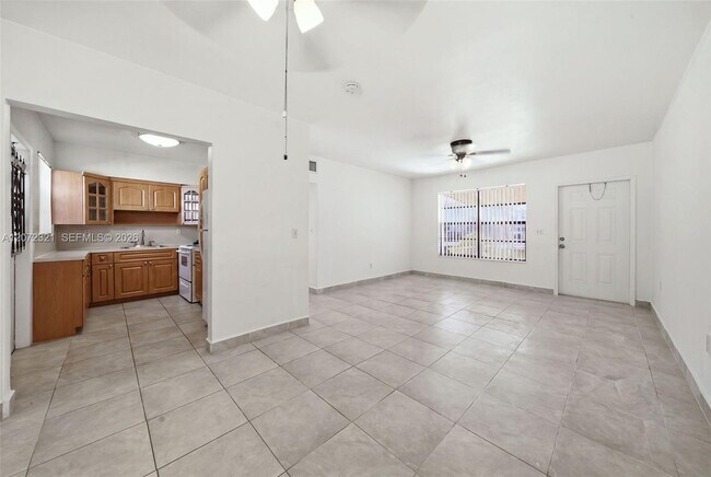 Building Photo - 9300 NW 32nd Ct