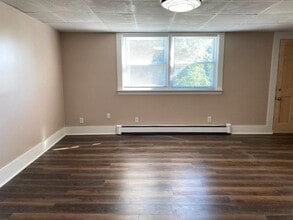 Building Photo - 27 Patterson St