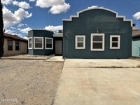 Building Photo - 421 Valle del Mar Dr