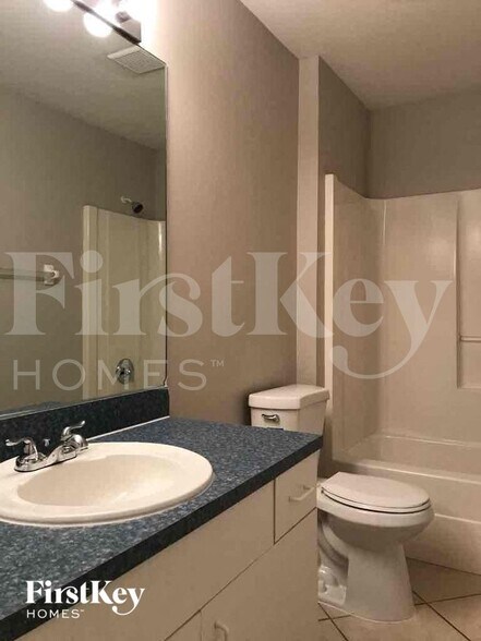 Building Photo - 4103 10th St SW