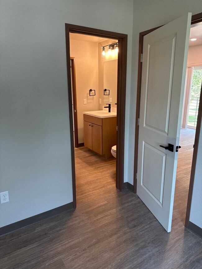 Building Photo - Beautiful, Brand New One Bedroom Near CSU!