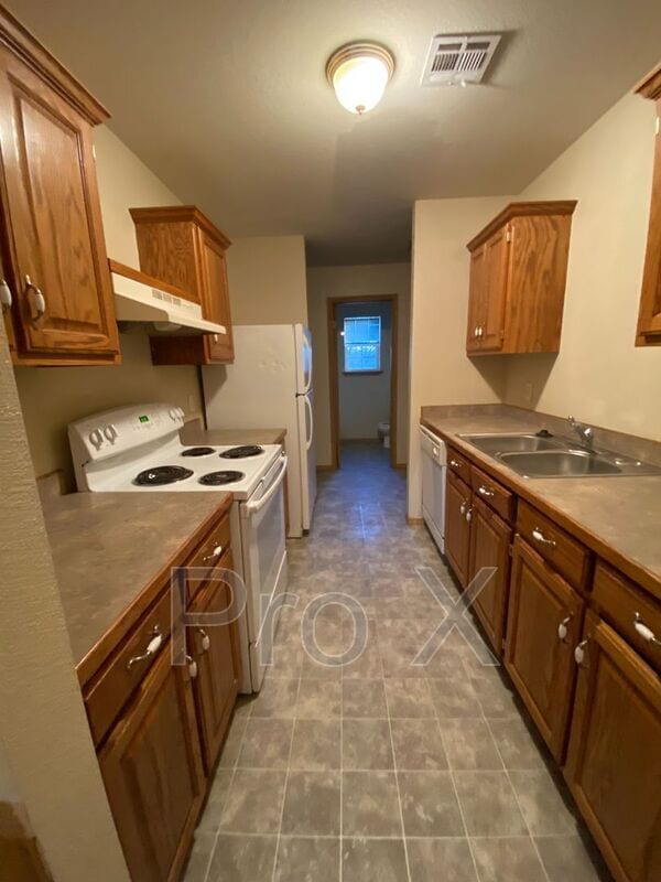 Building Photo - 4557 E Zora St