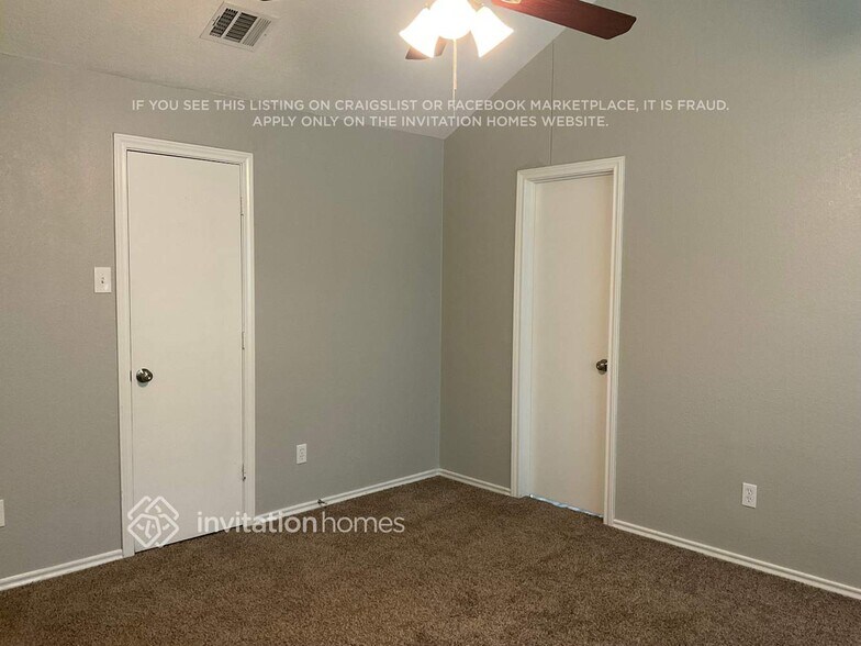 Building Photo - 611 Hanover Dr