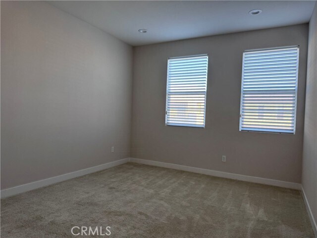 Building Photo - 211 Pin Ln