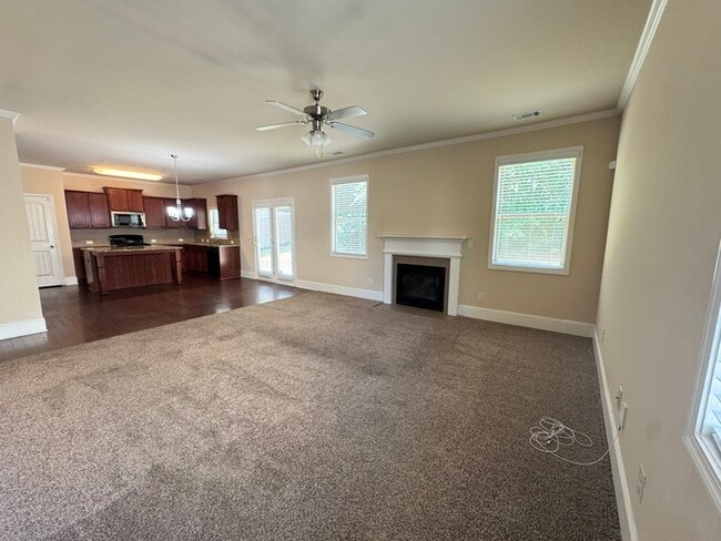 Building Photo - 836 Westmoreland Ln NE