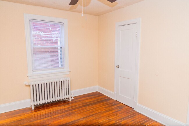 Building Photo - 1518 Porter St