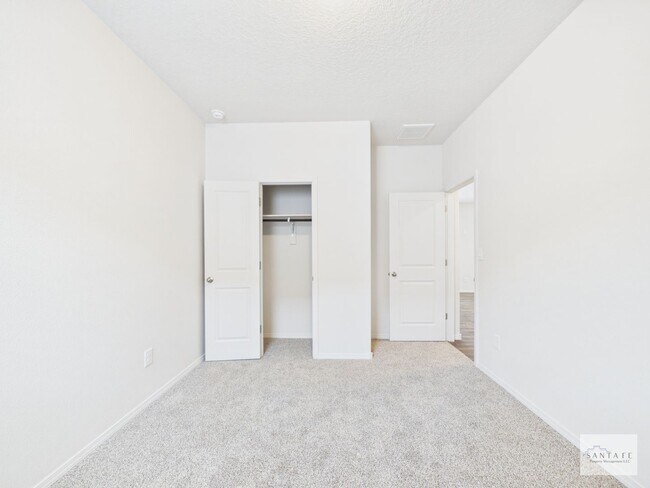 Building Photo - 4207 Via De Ventura