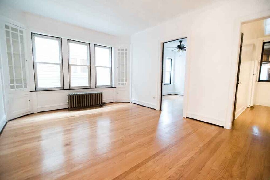 Building Photo - 4048 W Patterson Ave