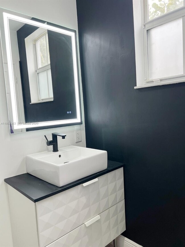 Building Photo - 20124 SW 129th Pl