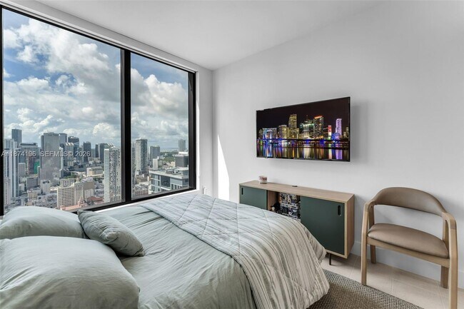 Building Photo - 159 NE 6th St