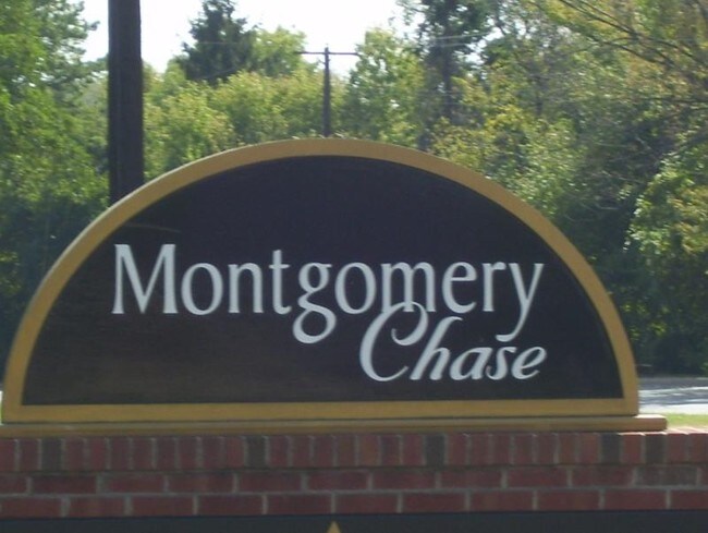 Building Photo - 3900 Chesterwood Dr