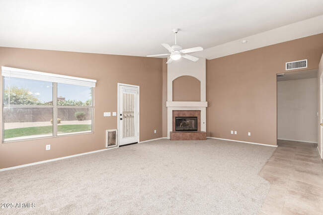 Building Photo - 4431 E Melinda Ln