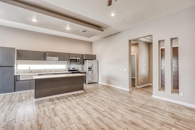 Building Photo - 409 Beech Tree Dr