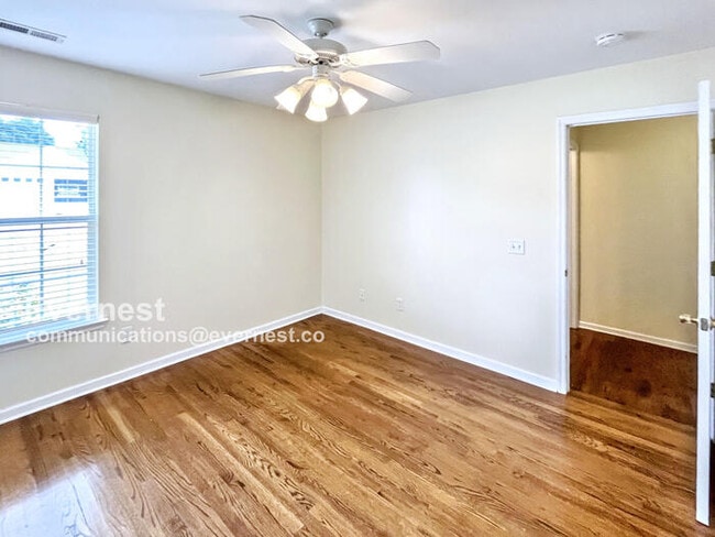Building Photo - 1720 Hawk Run Ln