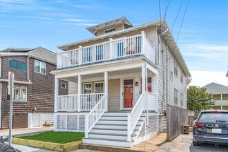 Building Photo - 44-46 Woods Ave