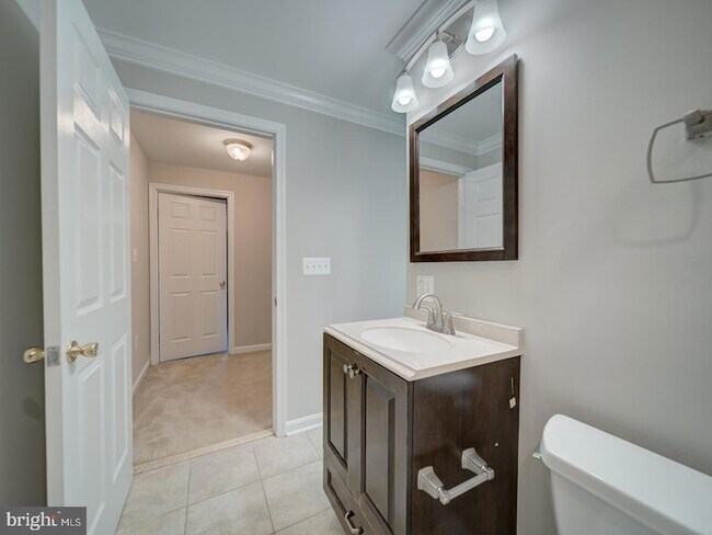 Building Photo - 6311 Hot Spring Ln
