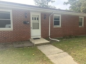 Building Photo - 206 East St