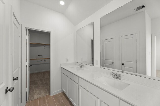 Building Photo - 12523 Alligator Lake Ct