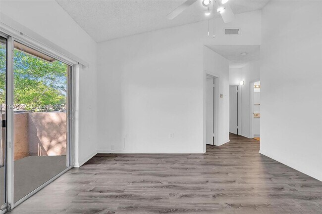 Building Photo - 1701 NW 96th Terrace