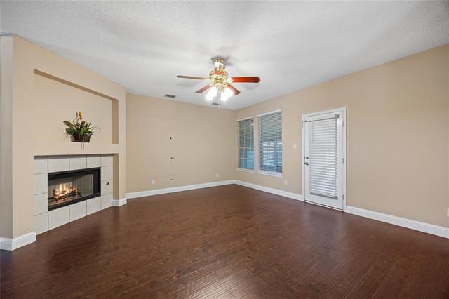 Building Photo - 726 Opal Ln