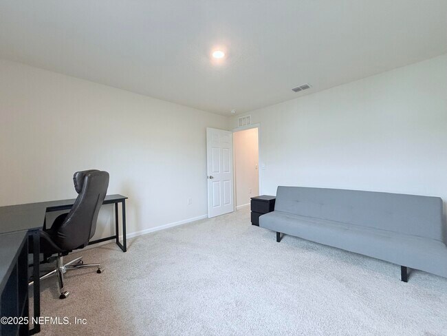 Building Photo - 48 Java Ln