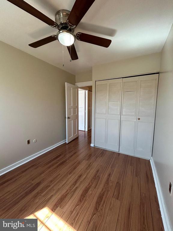 Building Photo - 8044 Mars Pl