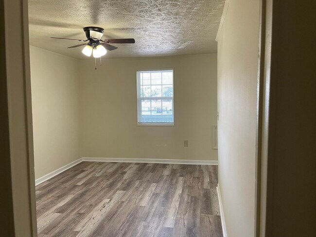 Building Photo - 7030 Mynah Bird Ln