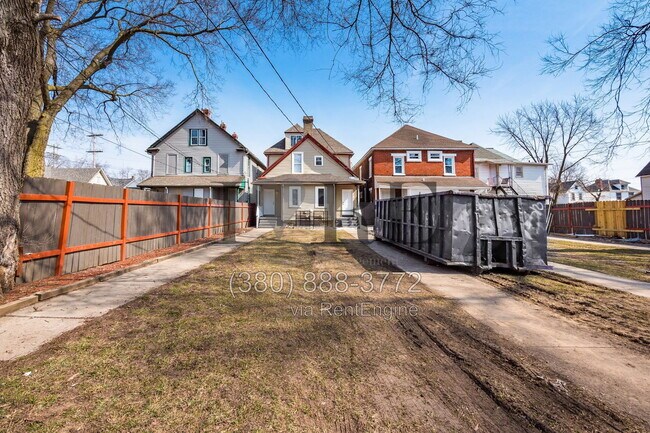 Building Photo - 97 N Central Ave