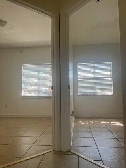 Building Photo - 522 Villa Del Sol Cir