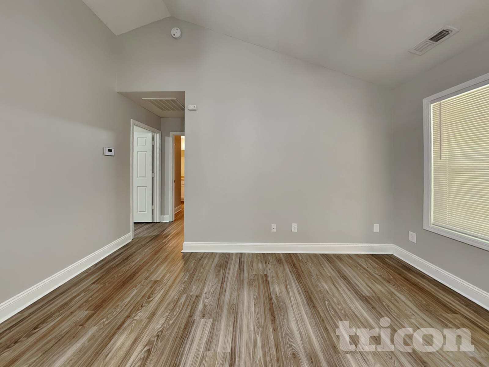 Building Photo - 821 Gore St