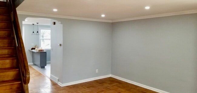 Building Photo - 7935 Leonard St