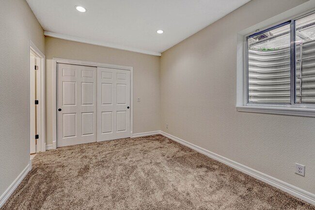Building Photo - 11700 Coeur D Alene Dr