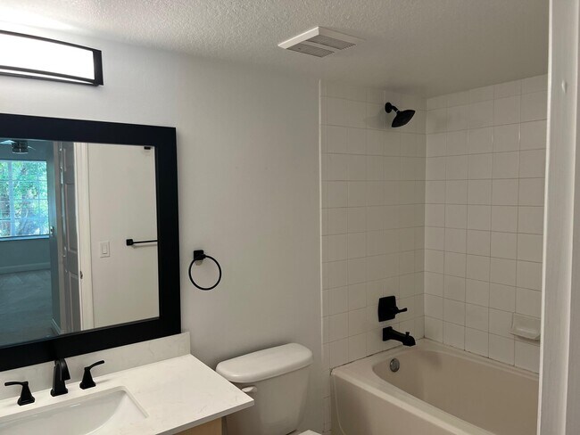 Building Photo - 4220 San Marino Blvd