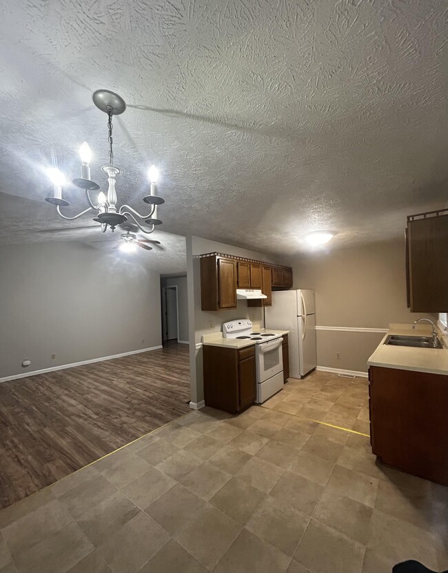 Building Photo - 3620 Beswick Ct