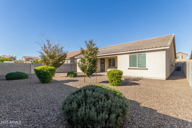 Building Photo - 2169 W Madisen Marie Ave