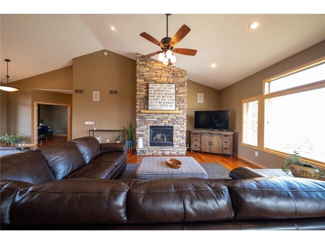 Building Photo - 6531 Century Ln