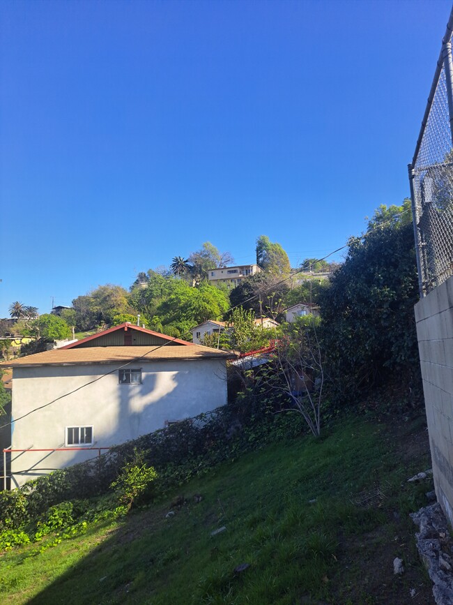 Building Photo - 3801 Ramboz Dr