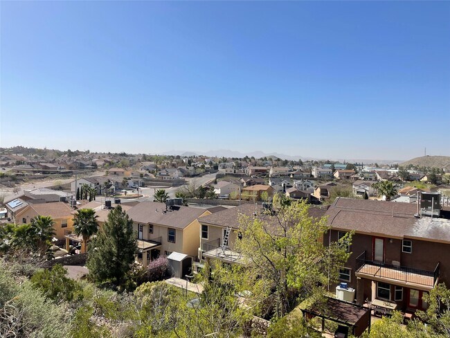 Building Photo - 7312 Camino Del Sol Dr