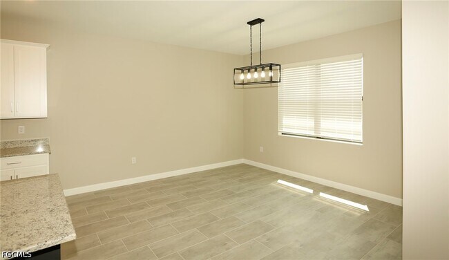 Building Photo - 11380 Canopy Loop