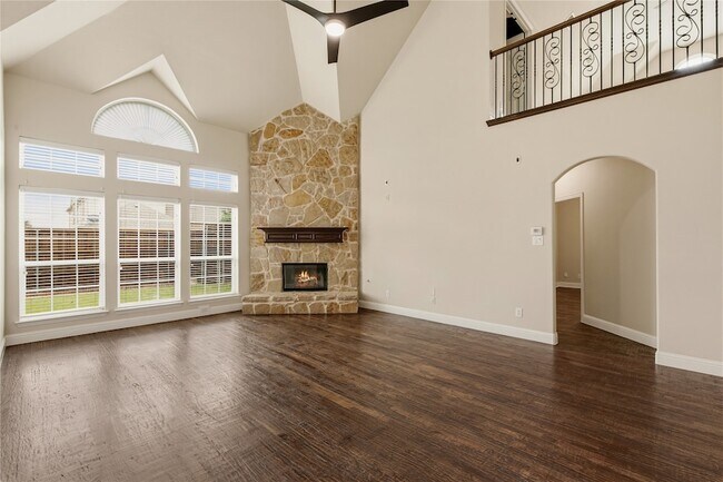 Building Photo - 3167 Izabella Ct