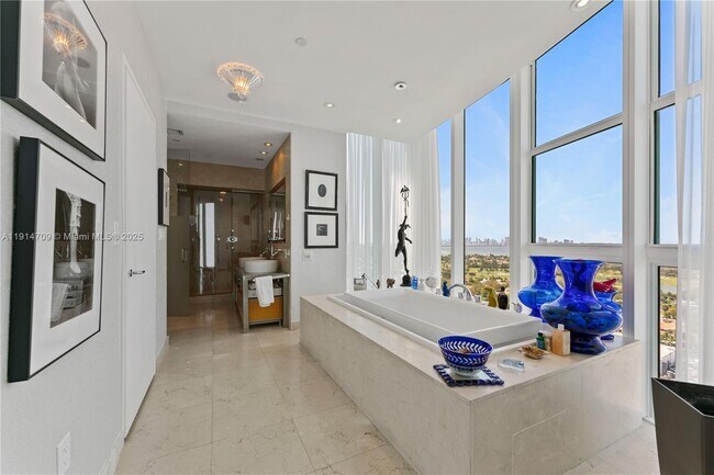 Building Photo - 6000 Indian Creek Dr