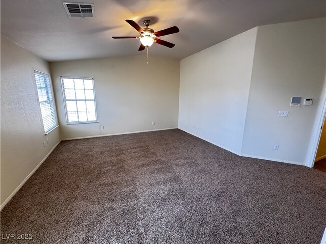 Building Photo - 5117 Elm Grove Dr