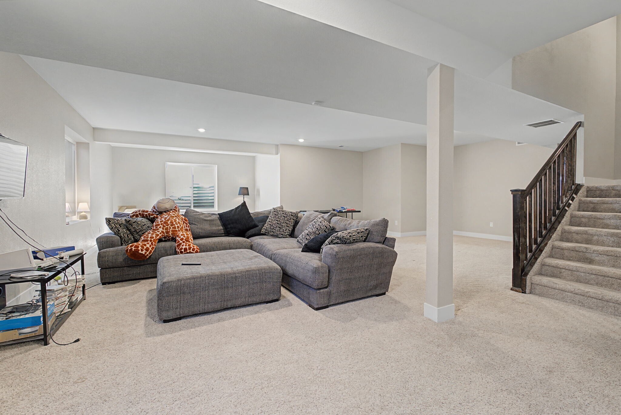 Building Photo - 2102 Summerlin Ln