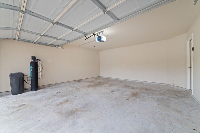 Building Photo - 2727 Chatford Hollow Ln