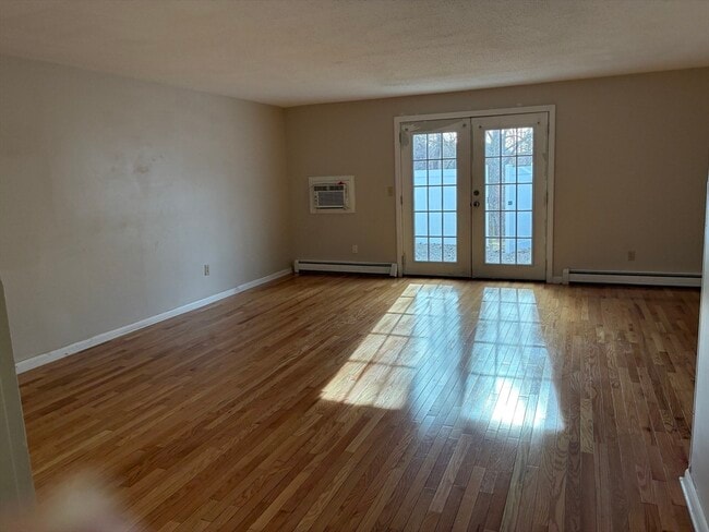 Building Photo - 30 Pine Valley Dr