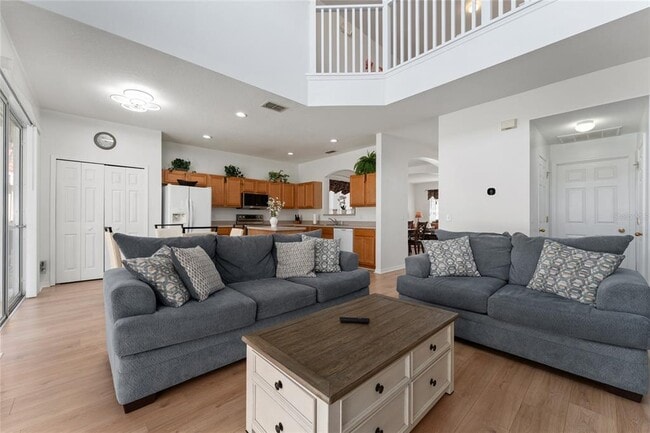 Building Photo - 1031 Solana Cir